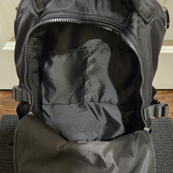 Lululemon Backpack - Picture 5 of 9